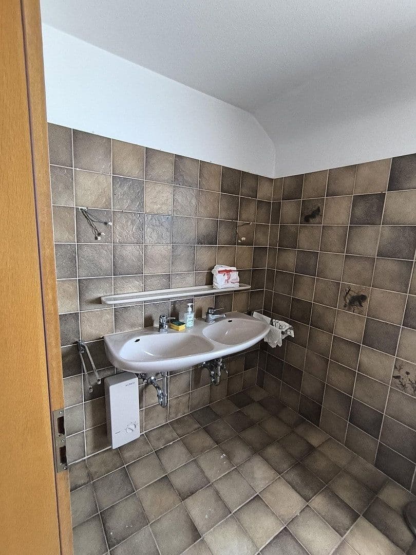Prodej bytu 4+kk 148 m², Roonstrasse 3, Dinslaken, Severní Porýní-Vestfálsko Prodej bytu 4+kk 148 m², Roonstrasse 3, Dinslaken, Severní Porýní-Vestfálsko