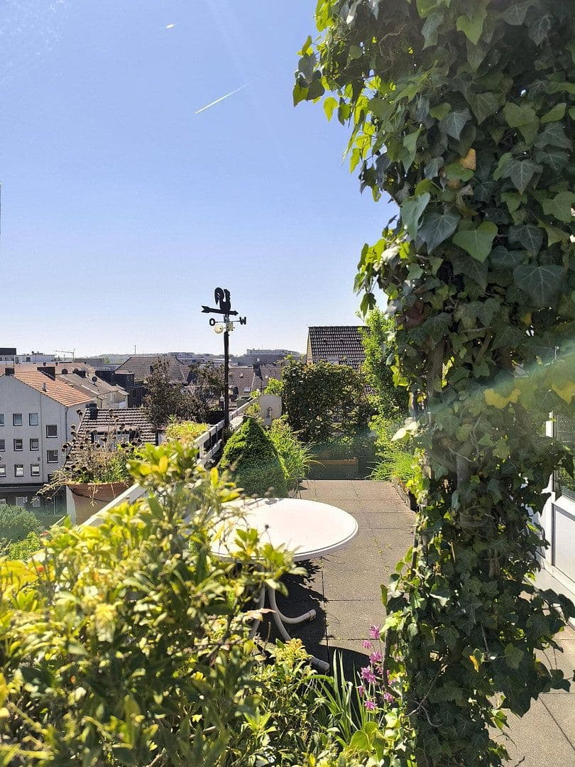 Prodej bytu 4+kk 148 m², Roonstrasse 3, Dinslaken, Severní Porýní-Vestfálsko Prodej bytu 4+kk 148 m², Roonstrasse 3, Dinslaken, Severní Porýní-Vestfálsko
