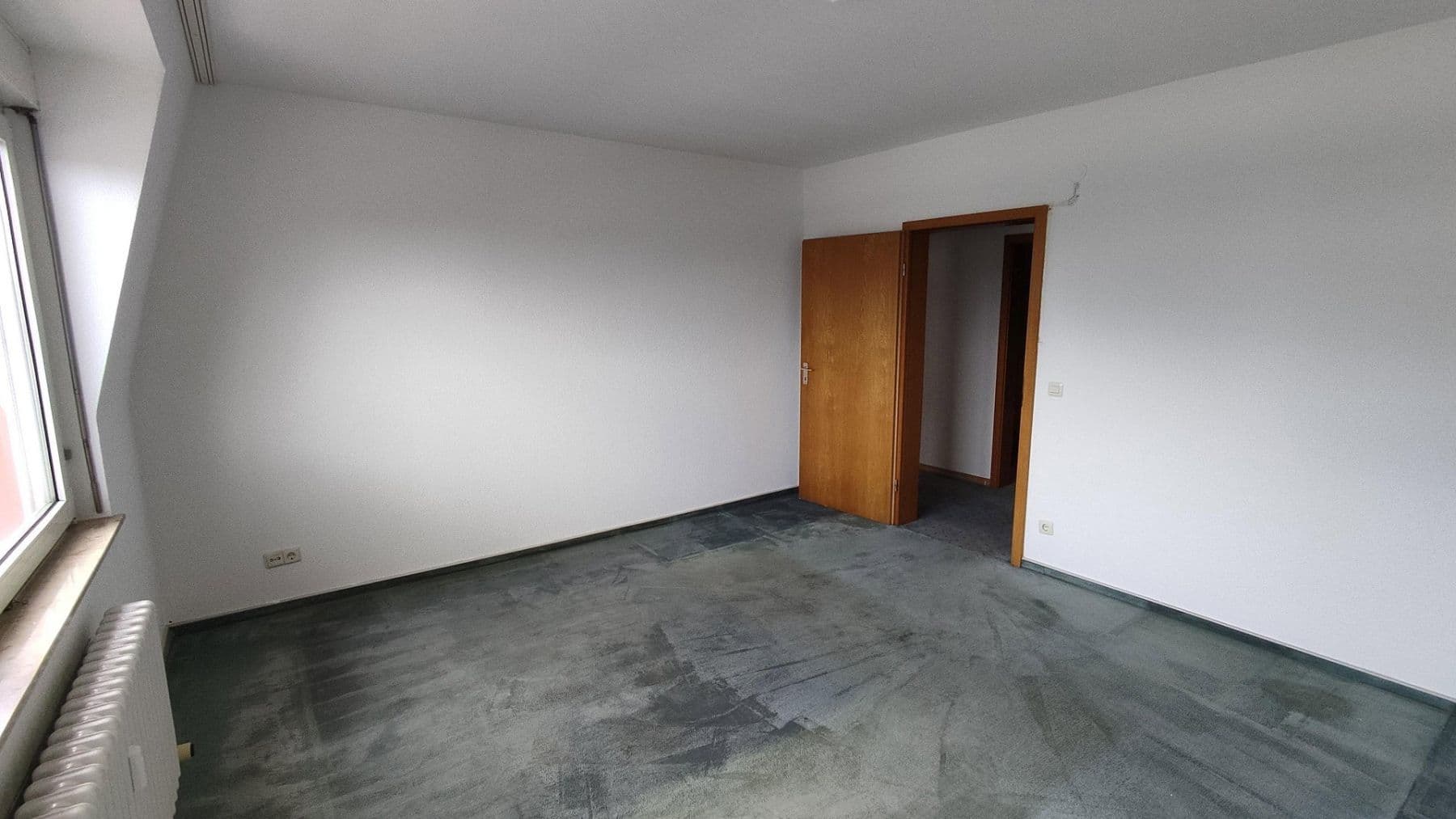 Prodej bytu 4+kk 148 m², Roonstrasse 3, Dinslaken, Severní Porýní-Vestfálsko Prodej bytu 4+kk 148 m², Roonstrasse 3, Dinslaken, Severní Porýní-Vestfálsko