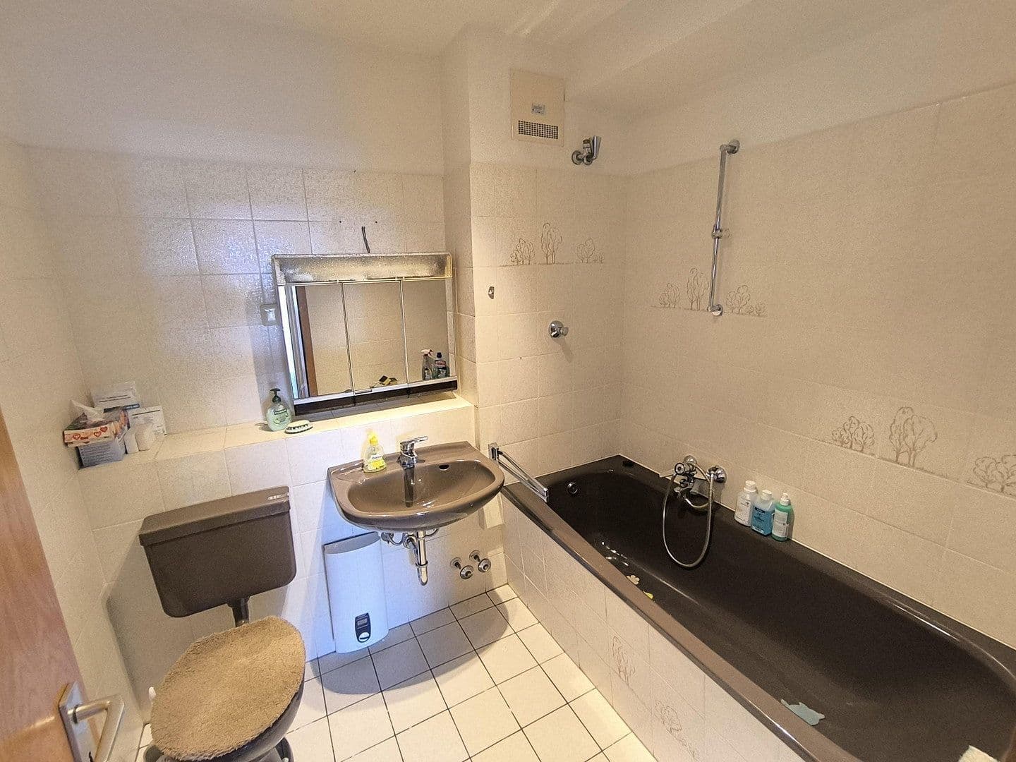 Prodej bytu 4+kk 148 m², Roonstrasse 3, Dinslaken, Severní Porýní-Vestfálsko Prodej bytu 4+kk 148 m², Roonstrasse 3, Dinslaken, Severní Porýní-Vestfálsko
