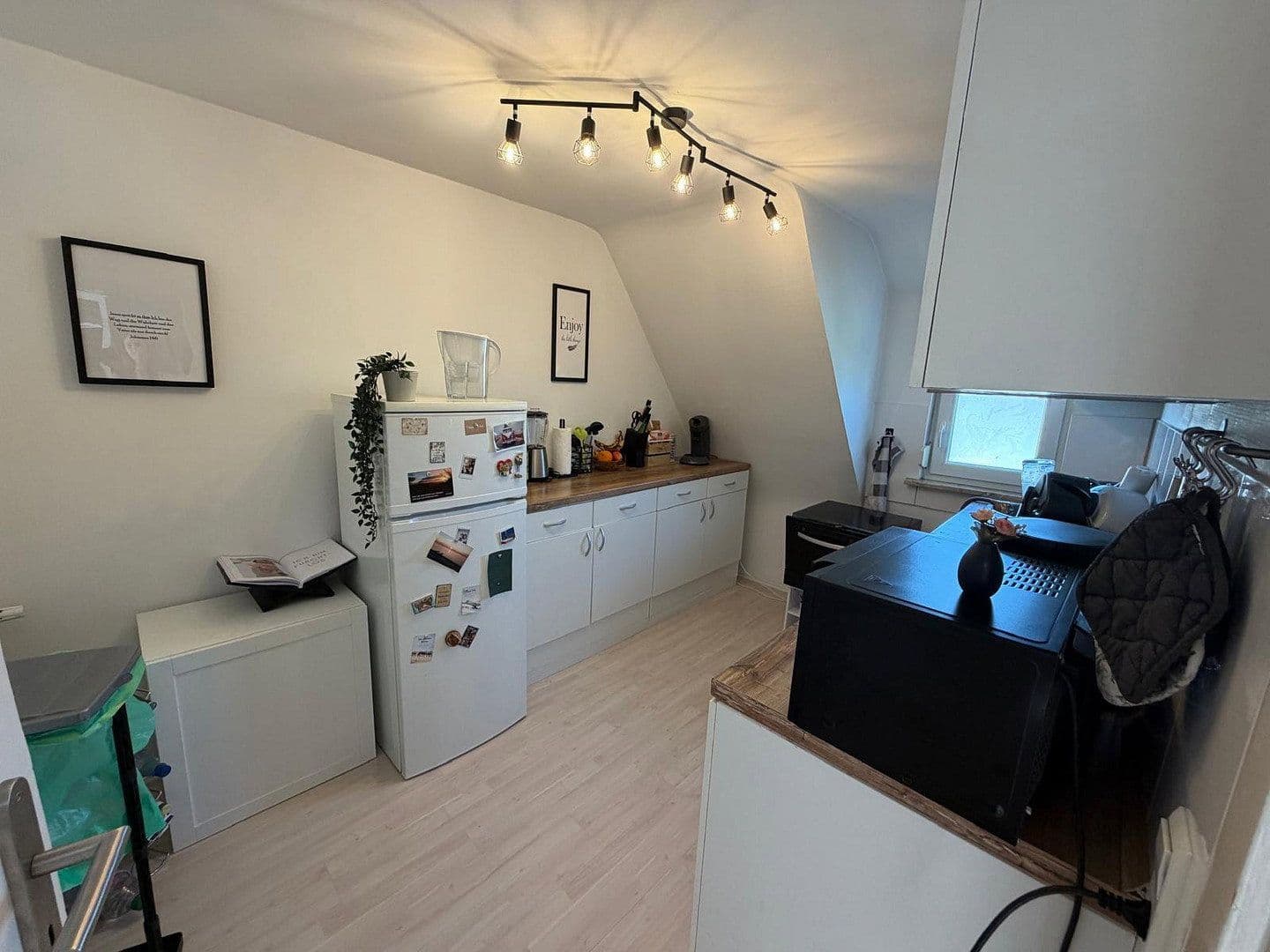 Pronájem bytu 2+1 65 m², Besigheim, Bádensko-Württembersko Pronájem bytu 2+1 65 m², Besigheim, Bádensko-Württembersko