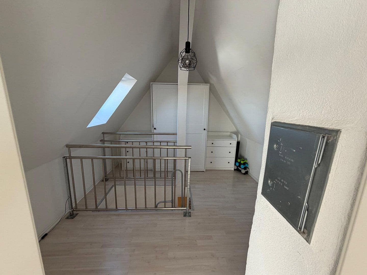 Pronájem bytu 2+1 65 m², Besigheim, Bádensko-Württembersko Pronájem bytu 2+1 65 m², Besigheim, Bádensko-Württembersko