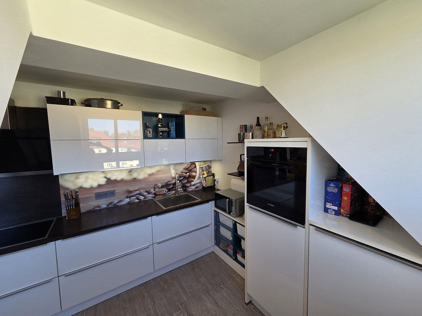 Prodej bytu 3+1 99 m², Tangermünder Weg 18, Berlin, Berlín Prodej bytu 3+1 99 m², Tangermünder Weg 18, Berlin, Berlín