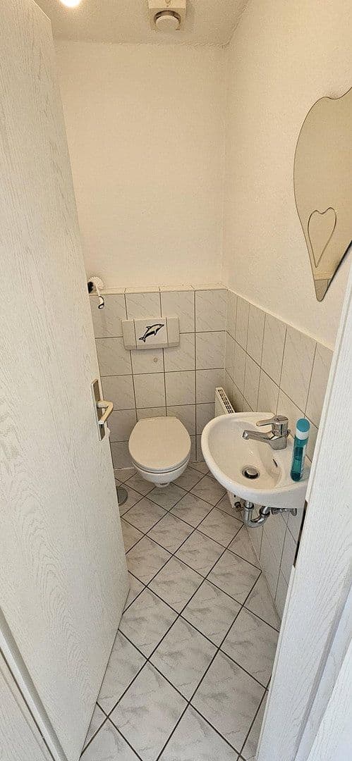 Pronájem bytu 2+1 53 m², Darmstädter Straße 42, Höchst im Odenwald, Hessen Pronájem bytu 2+1 53 m², Darmstädter Straße 42, Höchst im Odenwald, Hessen