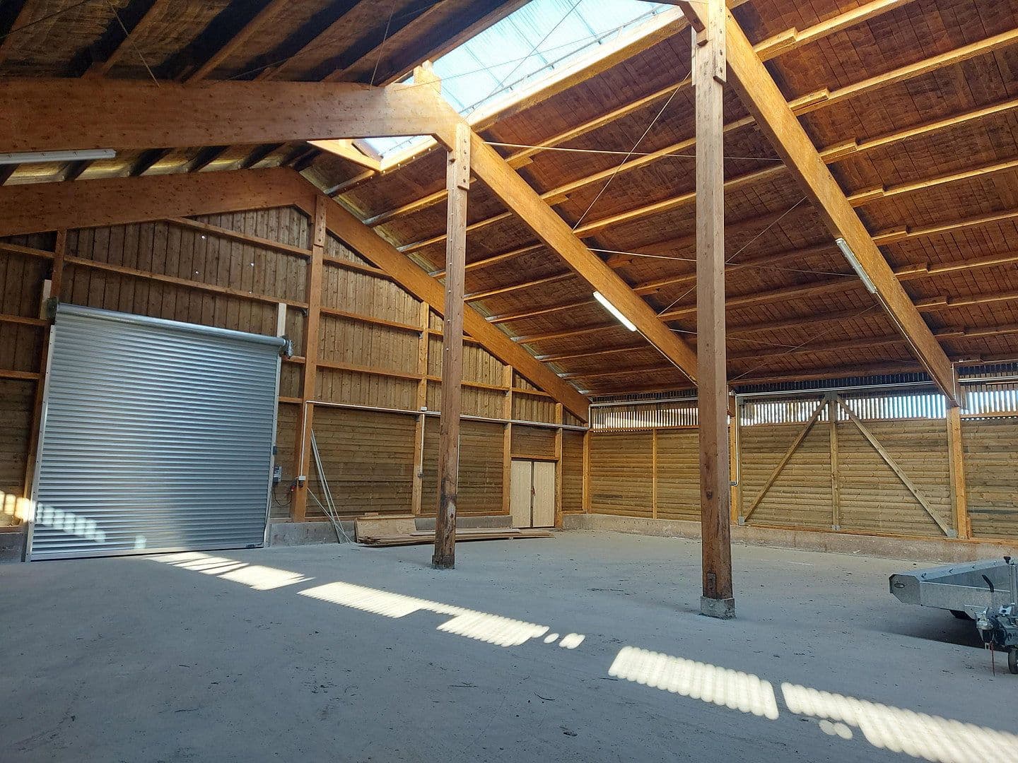 Pronájem nebytového prostoru 250 m², Stephanskirchen, Bavorsko Pronájem nebytového prostoru 250 m², Stephanskirchen, Bavorsko