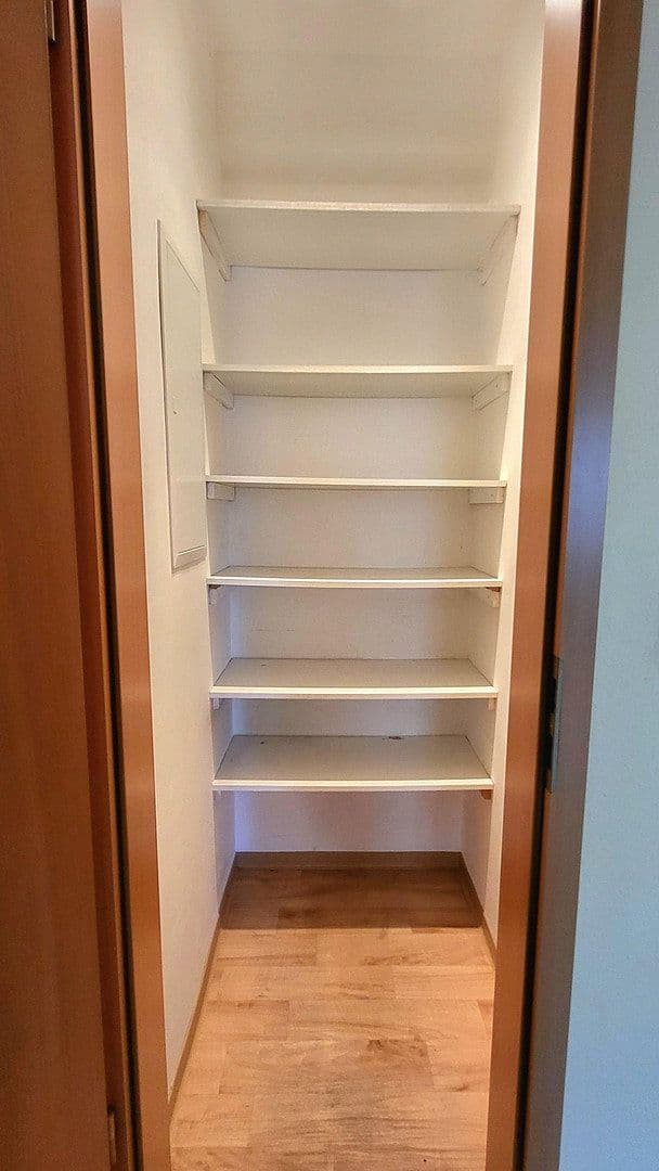 Pronájem bytu 3+1 84 m², Nienburg/Weser, Dolní Sasko Pronájem bytu 3+1 84 m², Nienburg/Weser, Dolní Sasko