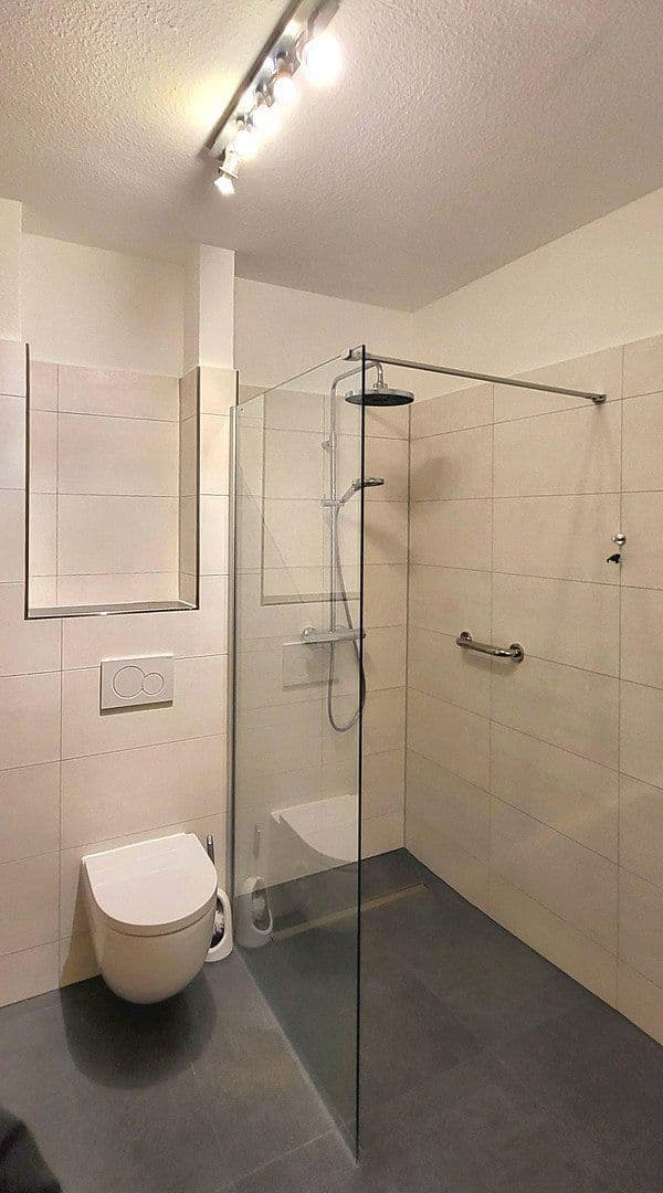 Pronájem bytu 3+1 84 m², Nienburg/Weser, Dolní Sasko Pronájem bytu 3+1 84 m², Nienburg/Weser, Dolní Sasko