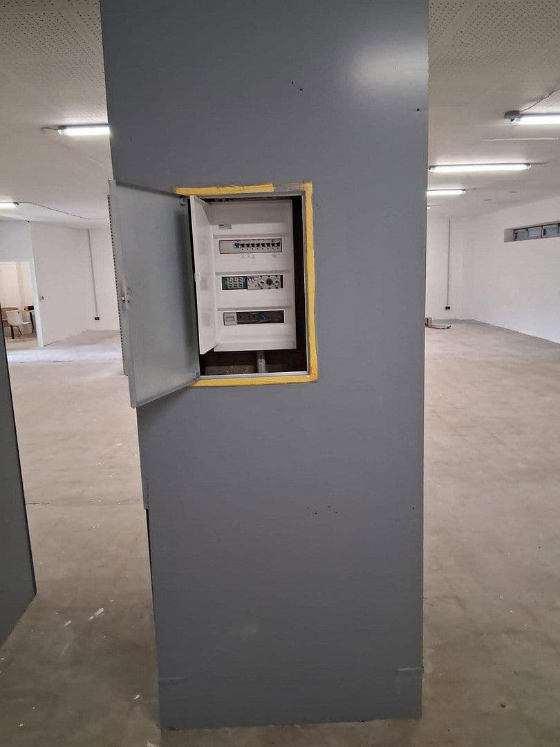 Pronájem nebytového prostoru 500 m², Bochum, Severní Porýní-Vestfálsko Pronájem nebytového prostoru 500 m², Bochum, Severní Porýní-Vestfálsko