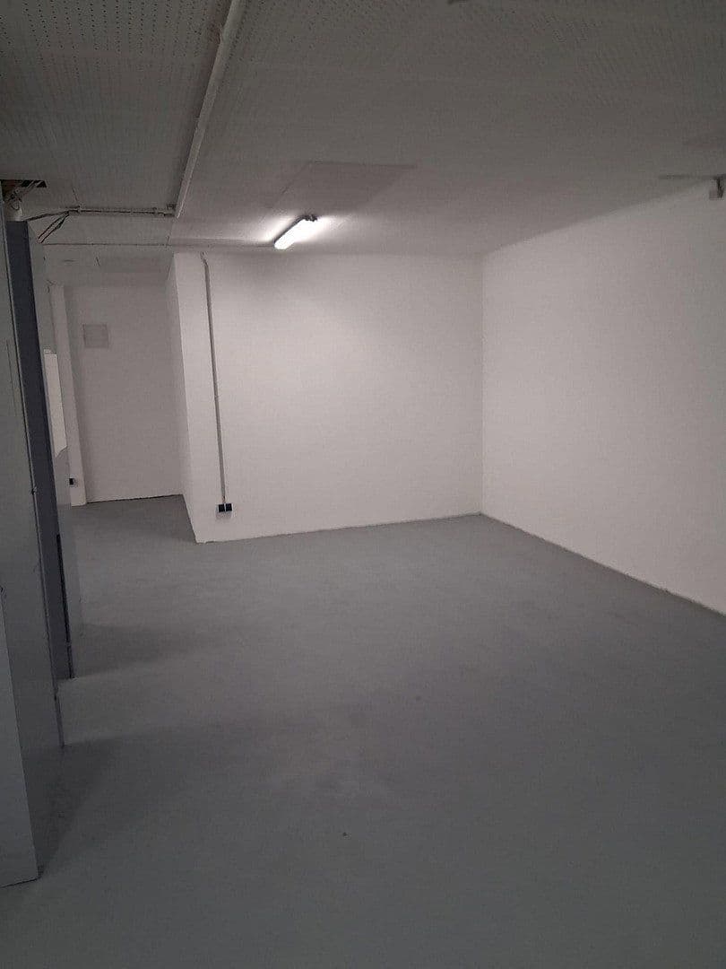 Pronájem nebytového prostoru 500 m², Bochum, Severní Porýní-Vestfálsko Pronájem nebytového prostoru 500 m², Bochum, Severní Porýní-Vestfálsko