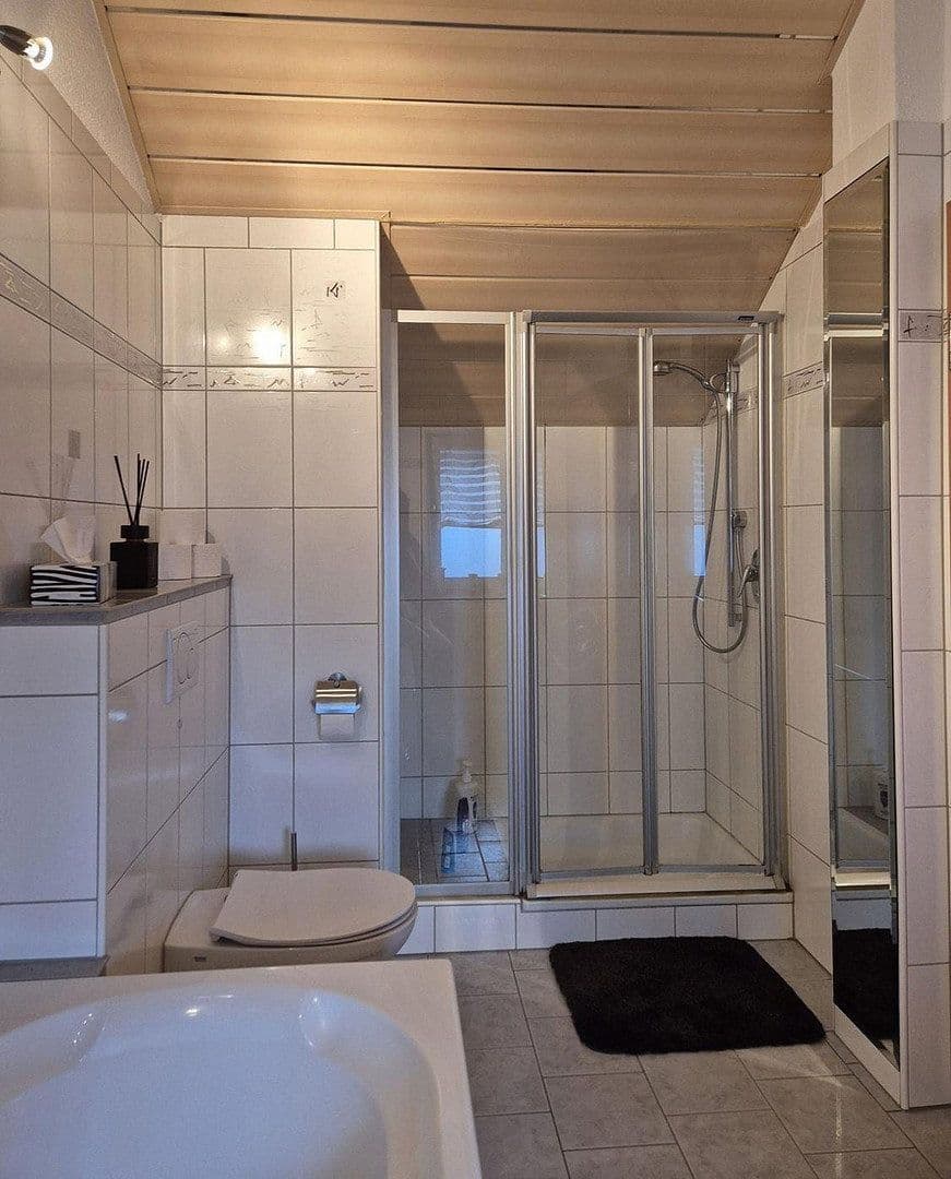 Pronájem bytu 3+1 84 m², Nibelungenstraße 254, Lautertal (Odenwald), Hessen Pronájem bytu 3+1 84 m², Nibelungenstraße 254, Lautertal (Odenwald), Hessen