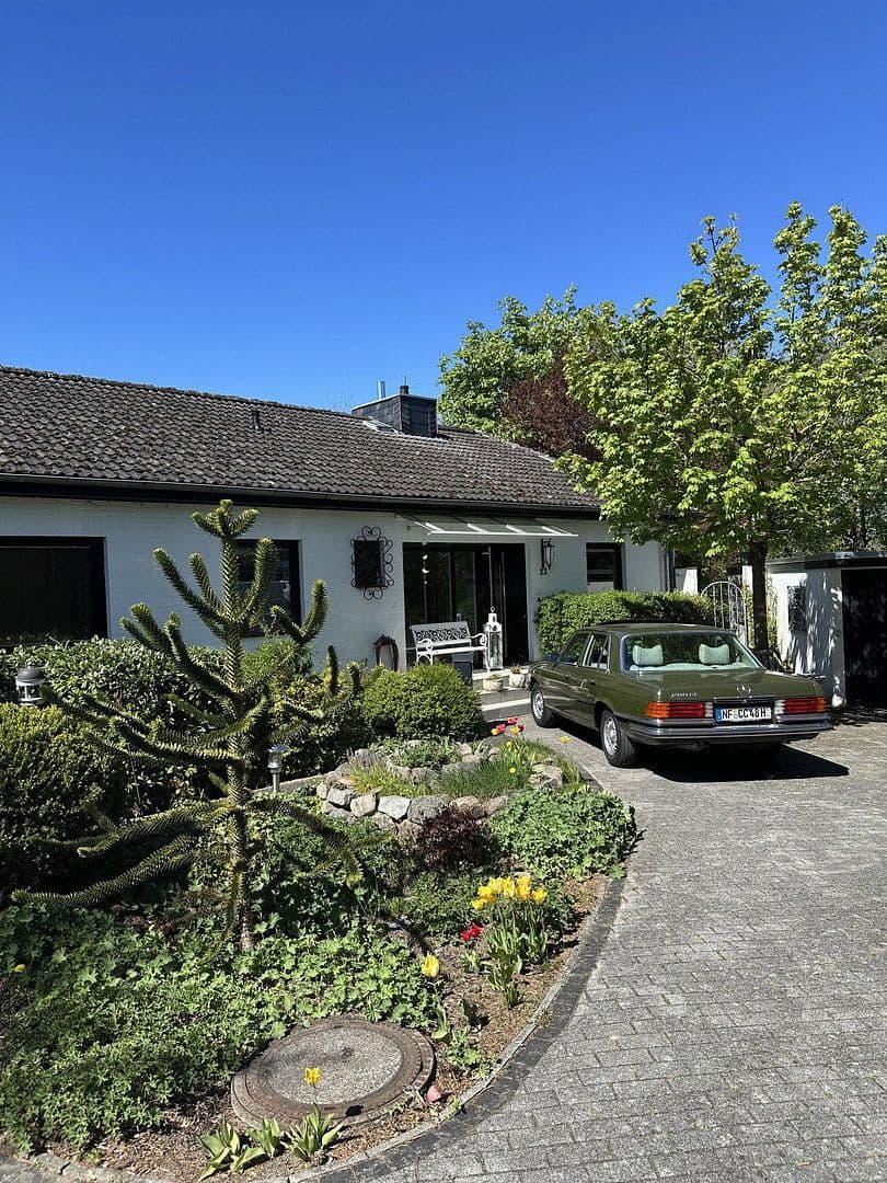 Prodej domu 200 m², pozemek 1.600 m², Eutin, Šlesvicko-Holštýnsko Prodej domu 200 m², pozemek 1.600 m², Eutin, Šlesvicko-Holštýnsko