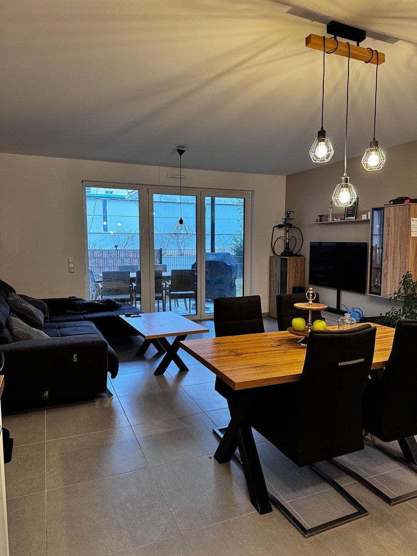 Pronájem bytu 2+1 80 m², Weinheimer Landstraße 71, Alzey, Porýní-Falc Pronájem bytu 2+1 80 m², Weinheimer Landstraße 71, Alzey, Porýní-Falc