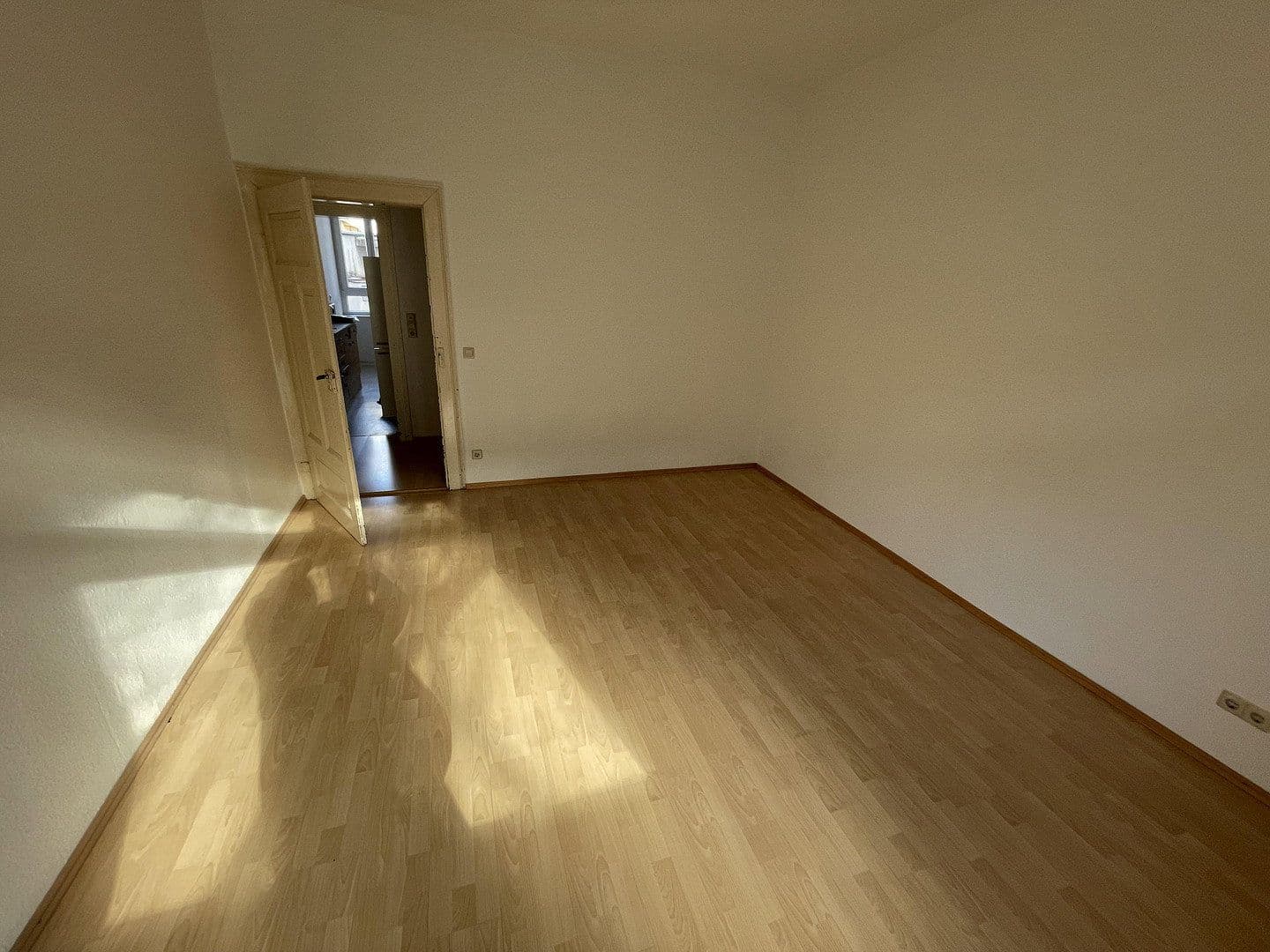 Pronájem bytu 95 m², karlsruhe, Bádensko-Württembersko Pronájem bytu 95 m², karlsruhe, Bádensko-Württembersko