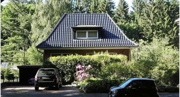 Prodej domu 220 m², pozemek 1.117 m², Hofholzallee 126, Kiel, Šlesvicko-Holštýnsko Prodej domu 220 m², pozemek 1.117 m², Hofholzallee 126, Kiel, Šlesvicko-Holštýnsko