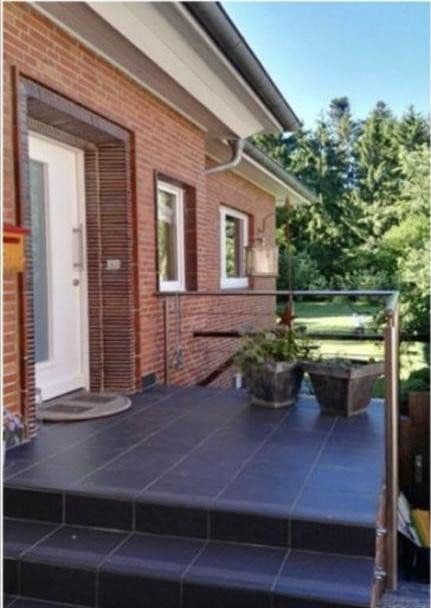 Prodej domu 220 m², pozemek 1.117 m², Hofholzallee 126, Kiel, Šlesvicko-Holštýnsko Prodej domu 220 m², pozemek 1.117 m², Hofholzallee 126, Kiel, Šlesvicko-Holštýnsko