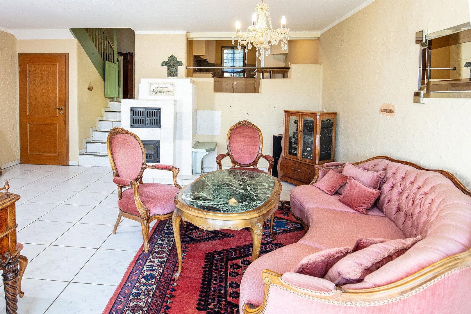 Prodej domu 135 m², pozemek 325 m², Schulstraße 20e, Großheirath, Bavorsko Prodej domu 135 m², pozemek 325 m², Schulstraße 20e, Großheirath, Bavorsko
