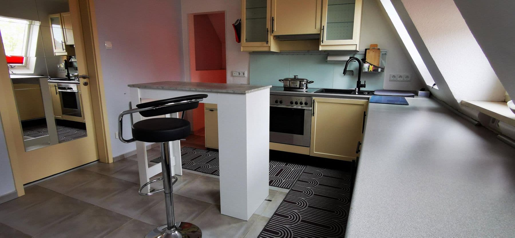 Prodej bytu 2+kk 80 m², Herzogstraße 76, Pirmasens, Porýní-Falc Prodej bytu 2+kk 80 m², Herzogstraße 76, Pirmasens, Porýní-Falc