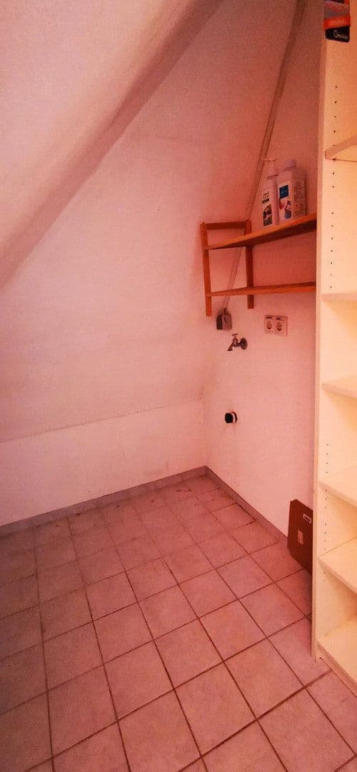 Prodej bytu 2+kk 80 m², Herzogstraße 76, Pirmasens, Porýní-Falc Prodej bytu 2+kk 80 m², Herzogstraße 76, Pirmasens, Porýní-Falc