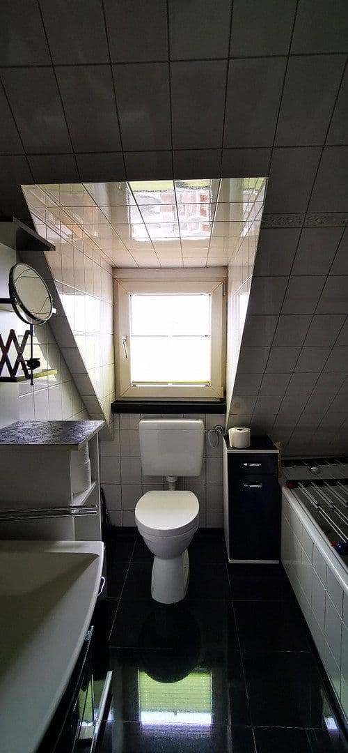 Prodej bytu 2+kk 80 m², Herzogstraße 76, Pirmasens, Porýní-Falc Prodej bytu 2+kk 80 m², Herzogstraße 76, Pirmasens, Porýní-Falc