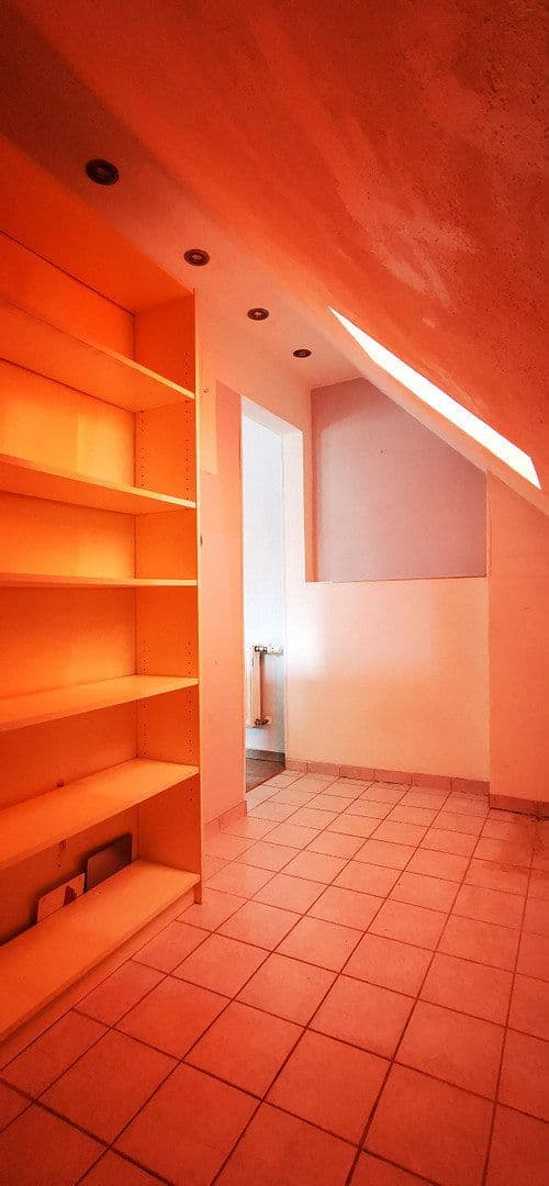 Prodej bytu 2+kk 80 m², Herzogstraße 76, Pirmasens, Porýní-Falc Prodej bytu 2+kk 80 m², Herzogstraße 76, Pirmasens, Porýní-Falc