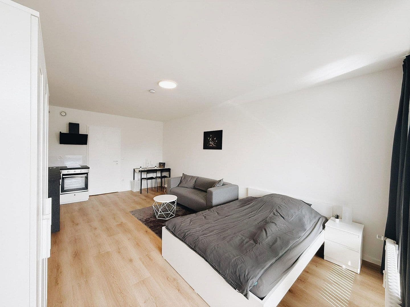 Pronájem bytu 1+1 36 m², Nadi Straße 22, München, Bavorsko Pronájem bytu 1+1 36 m², Nadi Straße 22, München, Bavorsko