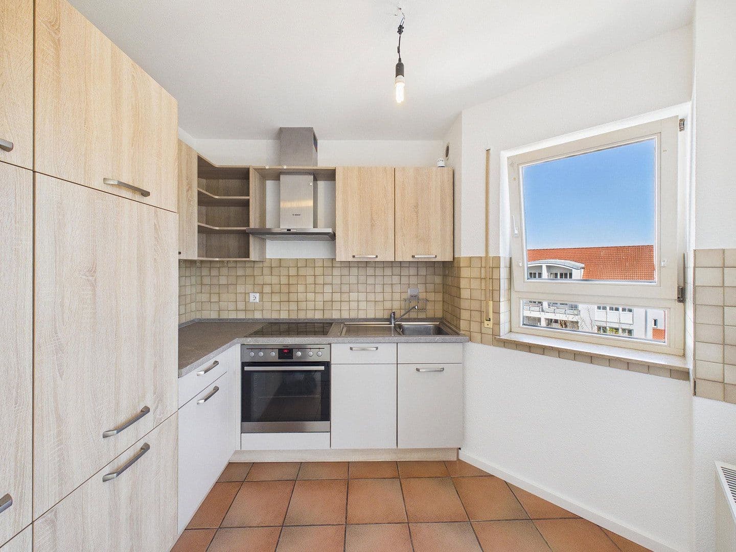 Pronájem bytu 2+1 72 m², Michaelstraße 123, Schwäbisch Hall, Bádensko-Württembersko Pronájem bytu 2+1 72 m², Michaelstraße 123, Schwäbisch Hall, Bádensko-Württembersko