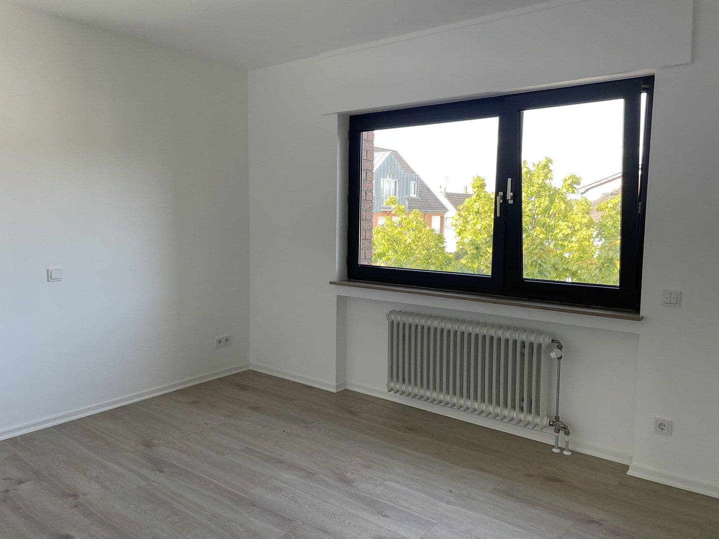 Pronájem bytu 2+1 57 m², Euskirchen, Severní Porýní-Vestfálsko Pronájem bytu 2+1 57 m², Euskirchen, Severní Porýní-Vestfálsko