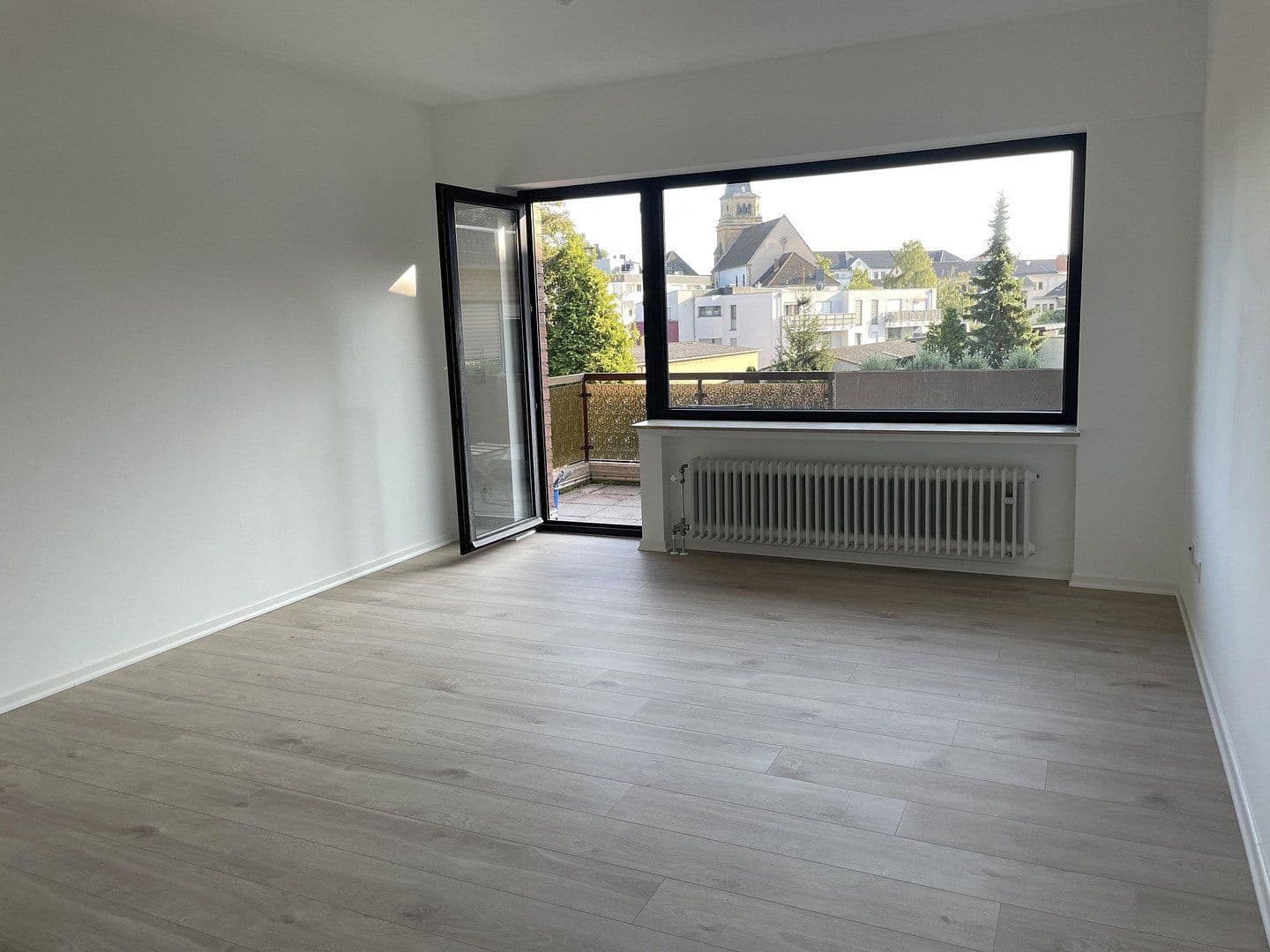 Pronájem bytu 2+1 57 m², Euskirchen, Severní Porýní-Vestfálsko Pronájem bytu 2+1 57 m², Euskirchen, Severní Porýní-Vestfálsko