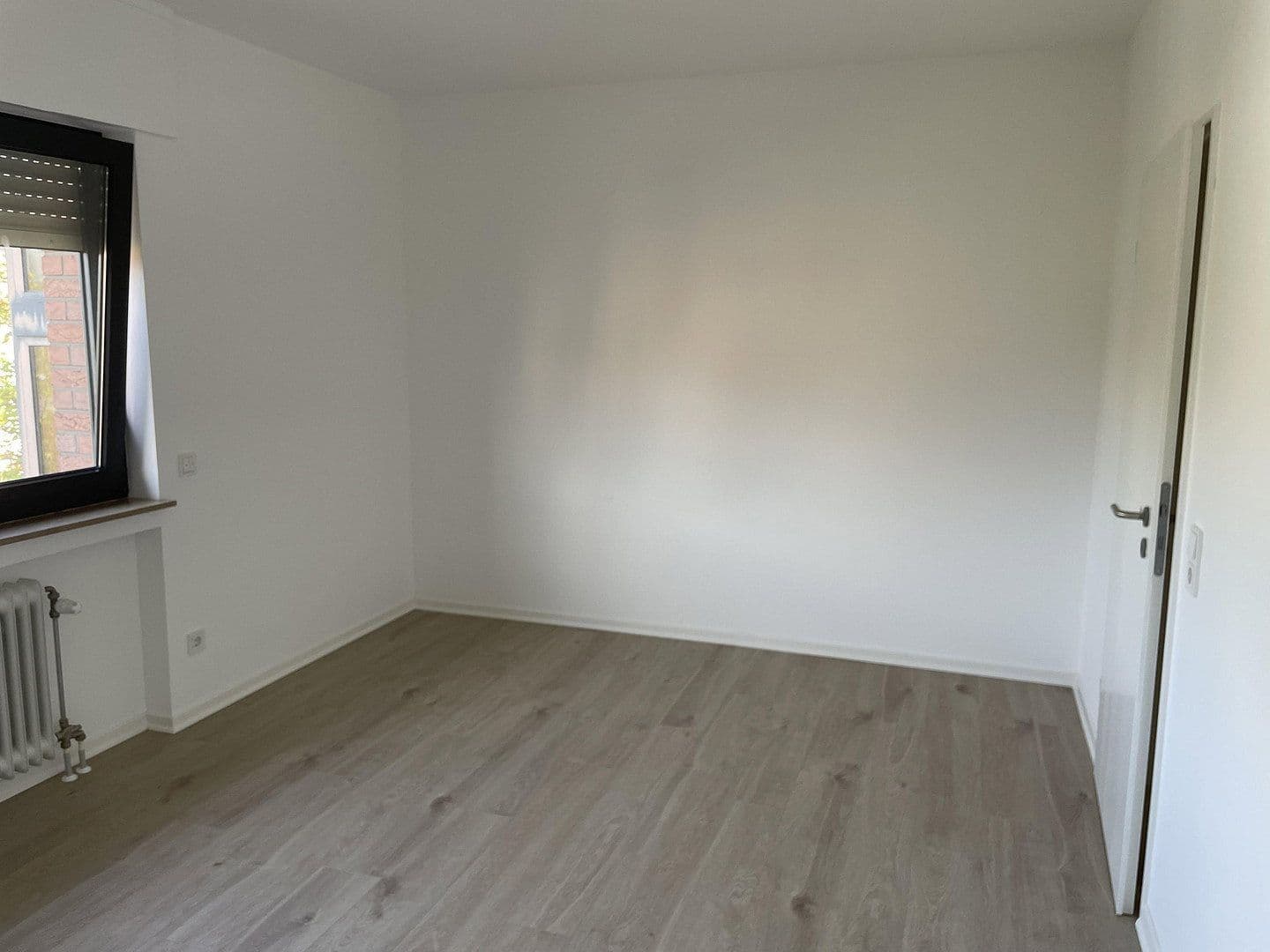 Pronájem bytu 2+1 57 m², Euskirchen, Severní Porýní-Vestfálsko Pronájem bytu 2+1 57 m², Euskirchen, Severní Porýní-Vestfálsko