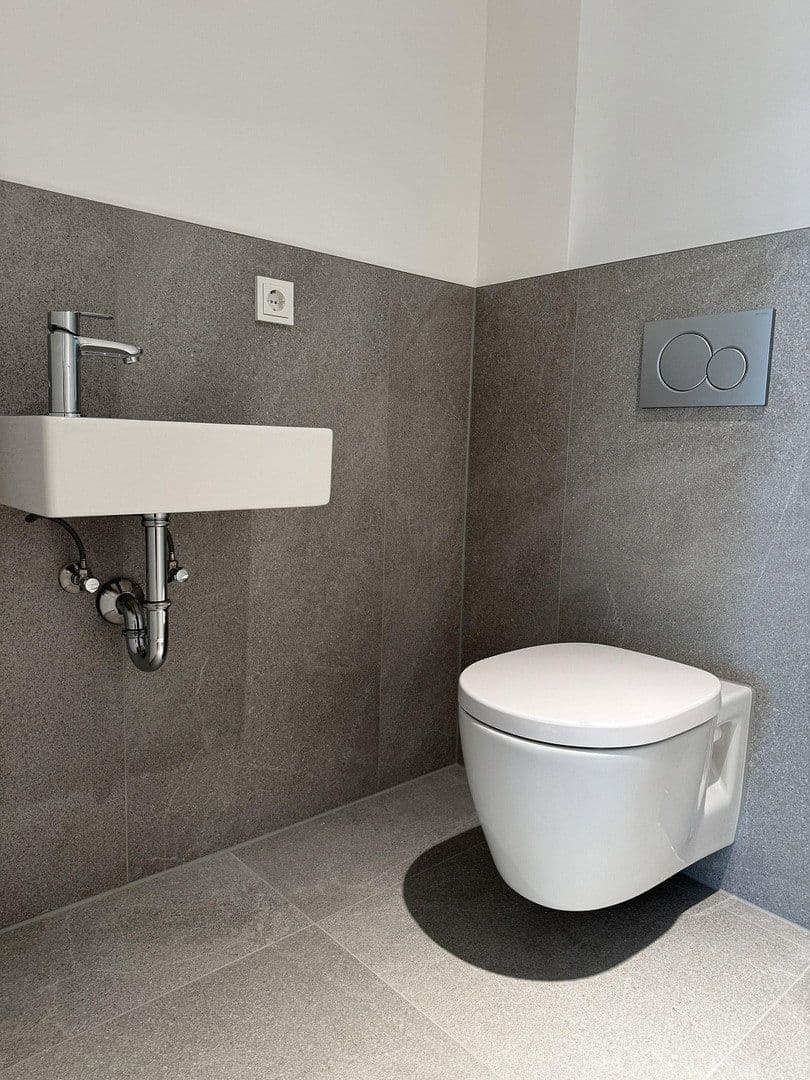 Prodej bytu 3+1 80 m², Walderseestraße, Berlin, Berlín Prodej bytu 3+1 80 m², Walderseestraße, Berlin, Berlín