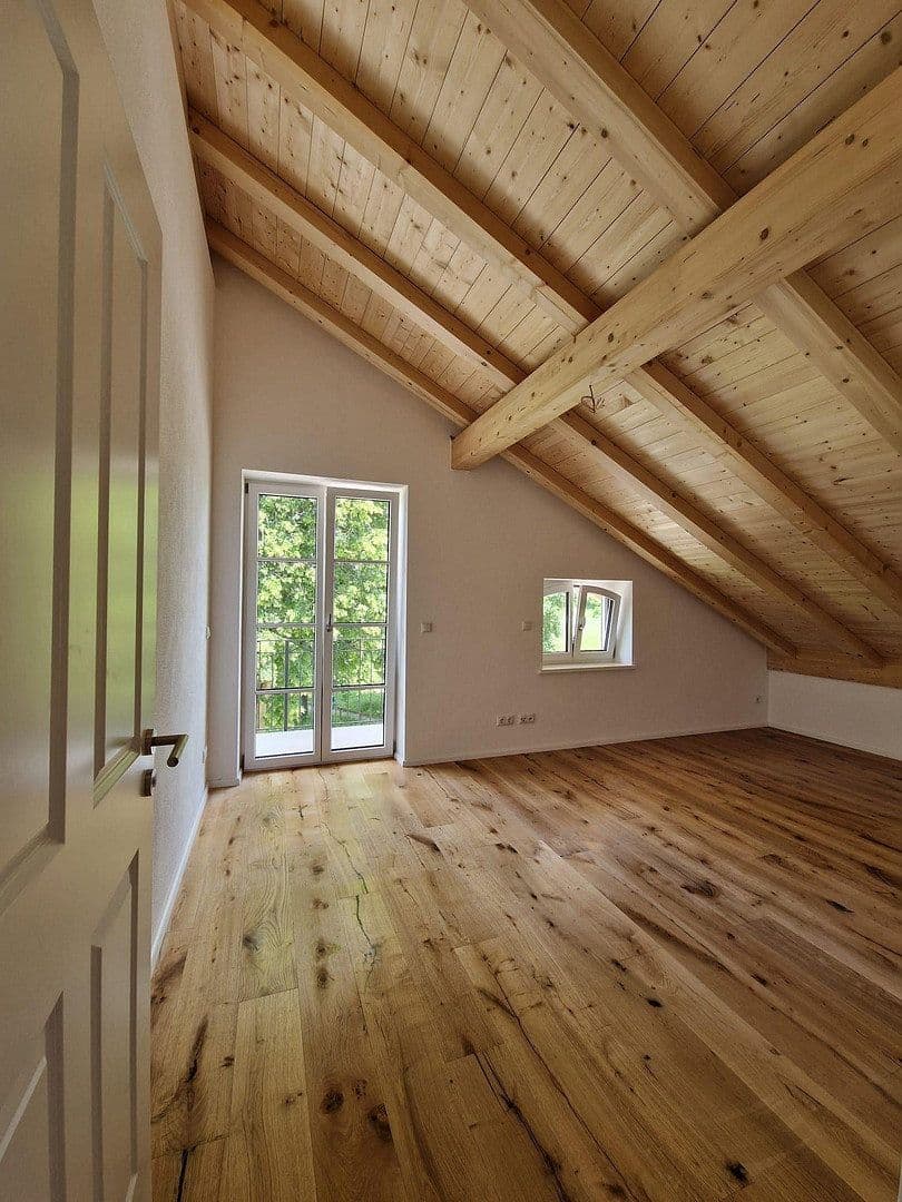 Pronájem bytu 4+1 140 m², Otto-Geist-Straße 17, Eiselfing, Bavorsko Pronájem bytu 4+1 140 m², Otto-Geist-Straße 17, Eiselfing, Bavorsko