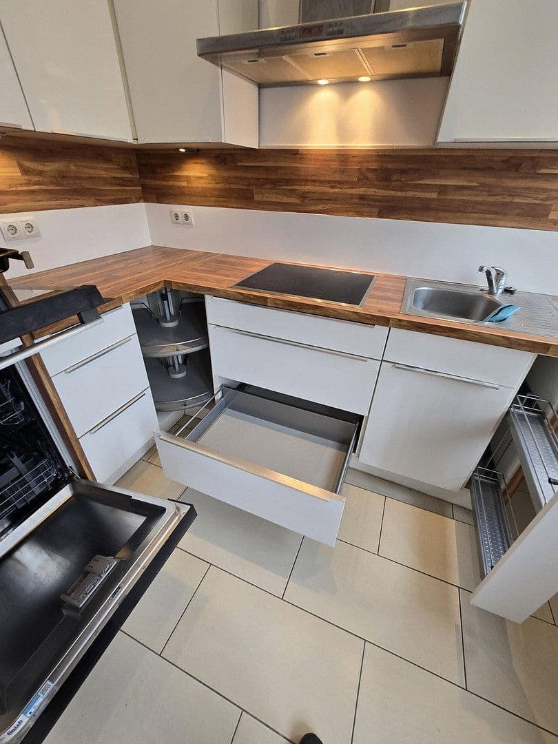 Pronájem bytu 4+kk 114 m², Gerhart-Hauptmann Straße 43/45, Teltow, Braniborsko Pronájem bytu 4+kk 114 m², Gerhart-Hauptmann Straße 43/45, Teltow, Braniborsko
