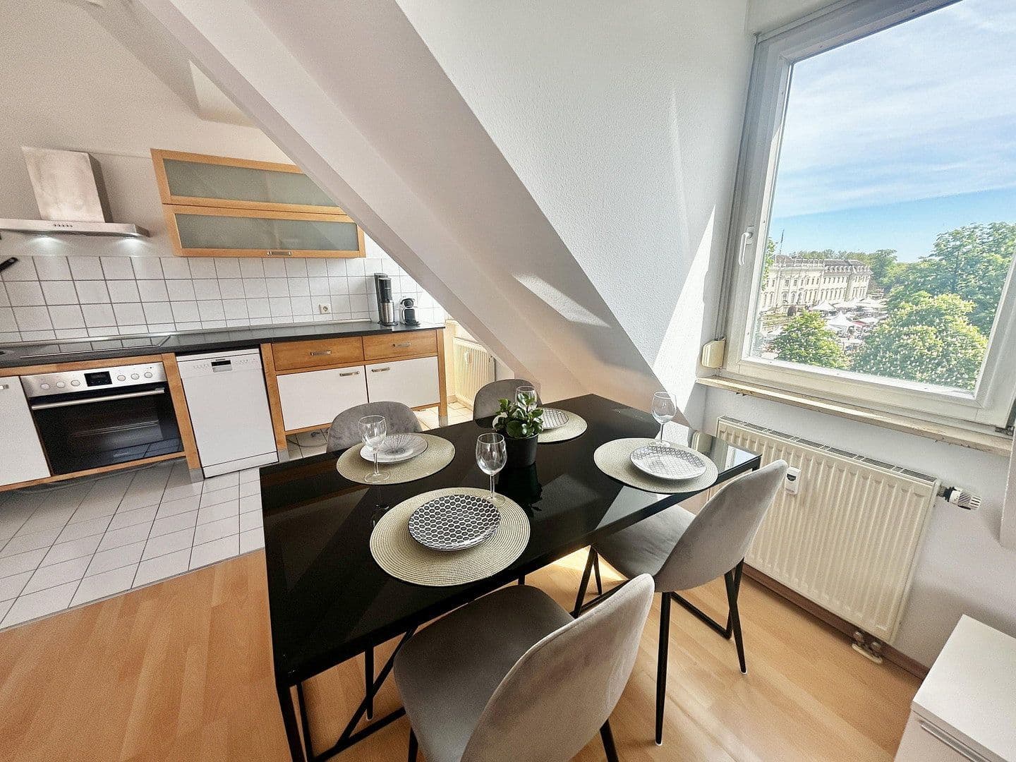 Pronájem bytu 2+1 44 m², Ludwigsburg, Bádensko-Württembersko Pronájem bytu 2+1 44 m², Ludwigsburg, Bádensko-Württembersko