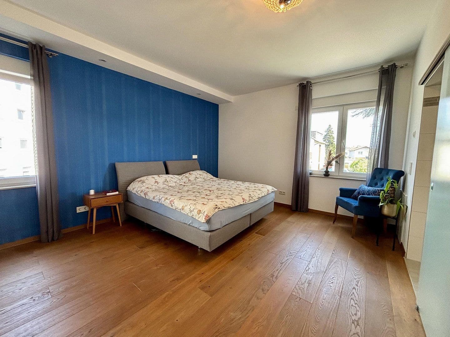 Prodej domu 400 m², pozemek 1.000 m², Heusenstamm, Hessen Prodej domu 400 m², pozemek 1.000 m², Heusenstamm, Hessen