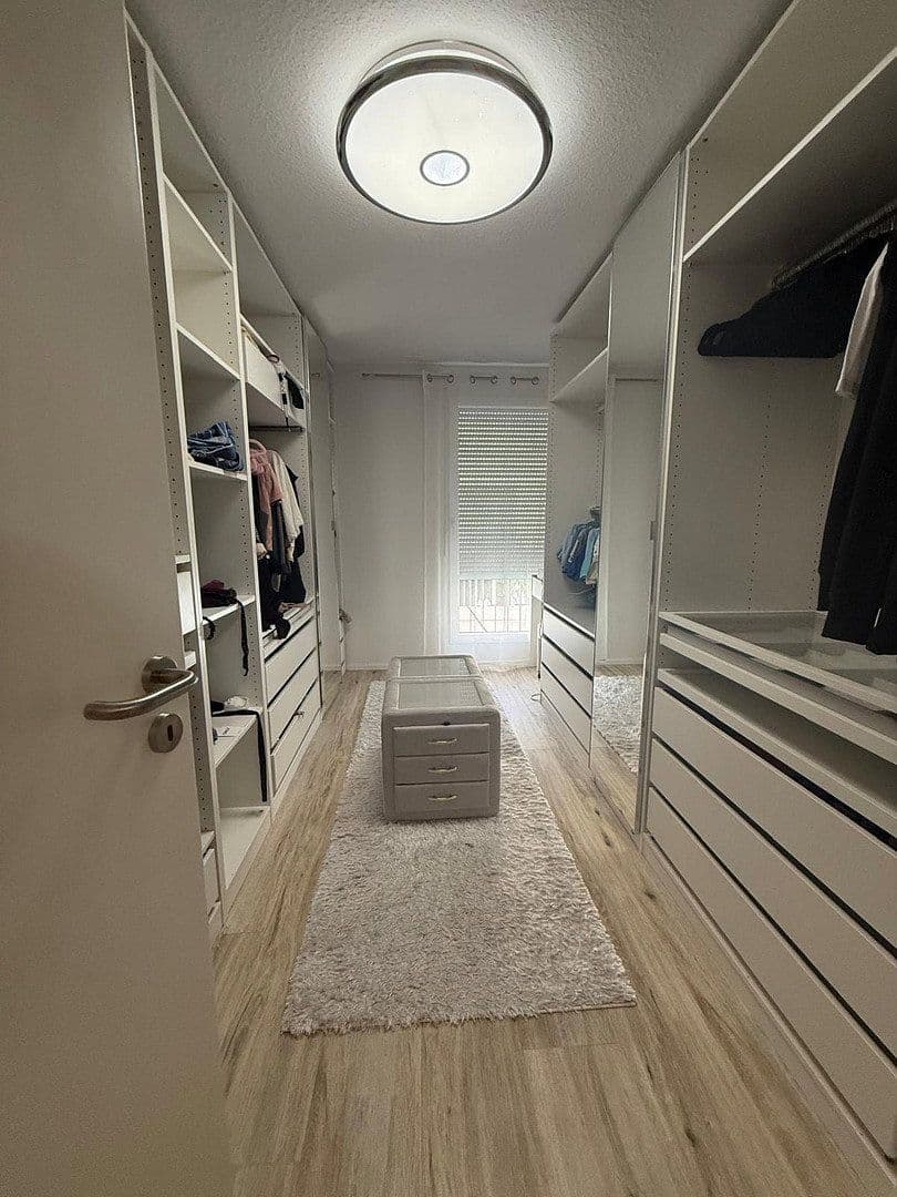 Pronájem domu 138 m², pozemek 100 m², Uli-biesinger-weg 7d, Augsburg, Bavorsko Pronájem domu 138 m², pozemek 100 m², Uli-biesinger-weg 7d, Augsburg, Bavorsko