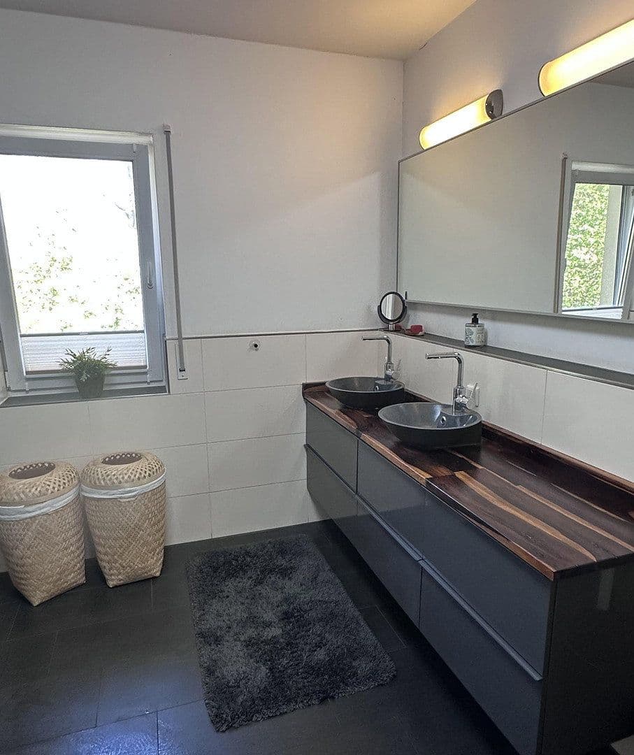 Prodej domu 149 m², pozemek 1.000 m², Hude (Oldenburg), Dolní Sasko Prodej domu 149 m², pozemek 1.000 m², Hude (Oldenburg), Dolní Sasko
