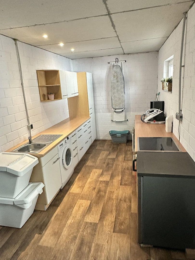 Prodej domu 149 m², pozemek 1.000 m², Hude (Oldenburg), Dolní Sasko Prodej domu 149 m², pozemek 1.000 m², Hude (Oldenburg), Dolní Sasko