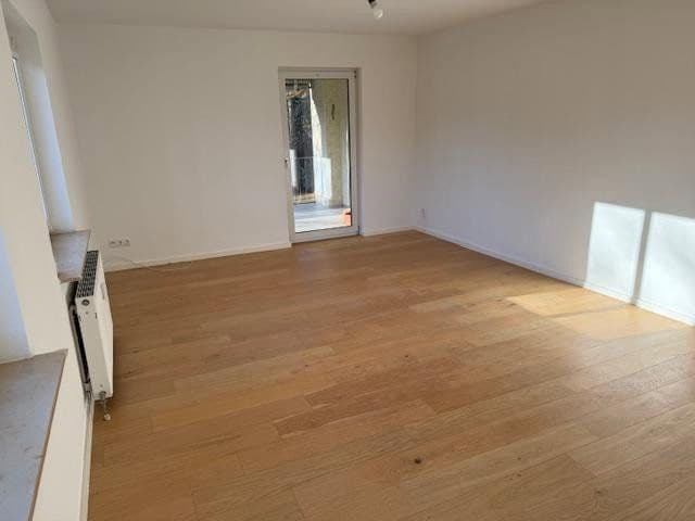 Pronájem bytu 4+1 113 m², Kassel, Hessen Pronájem bytu 4+1 113 m², Kassel, Hessen