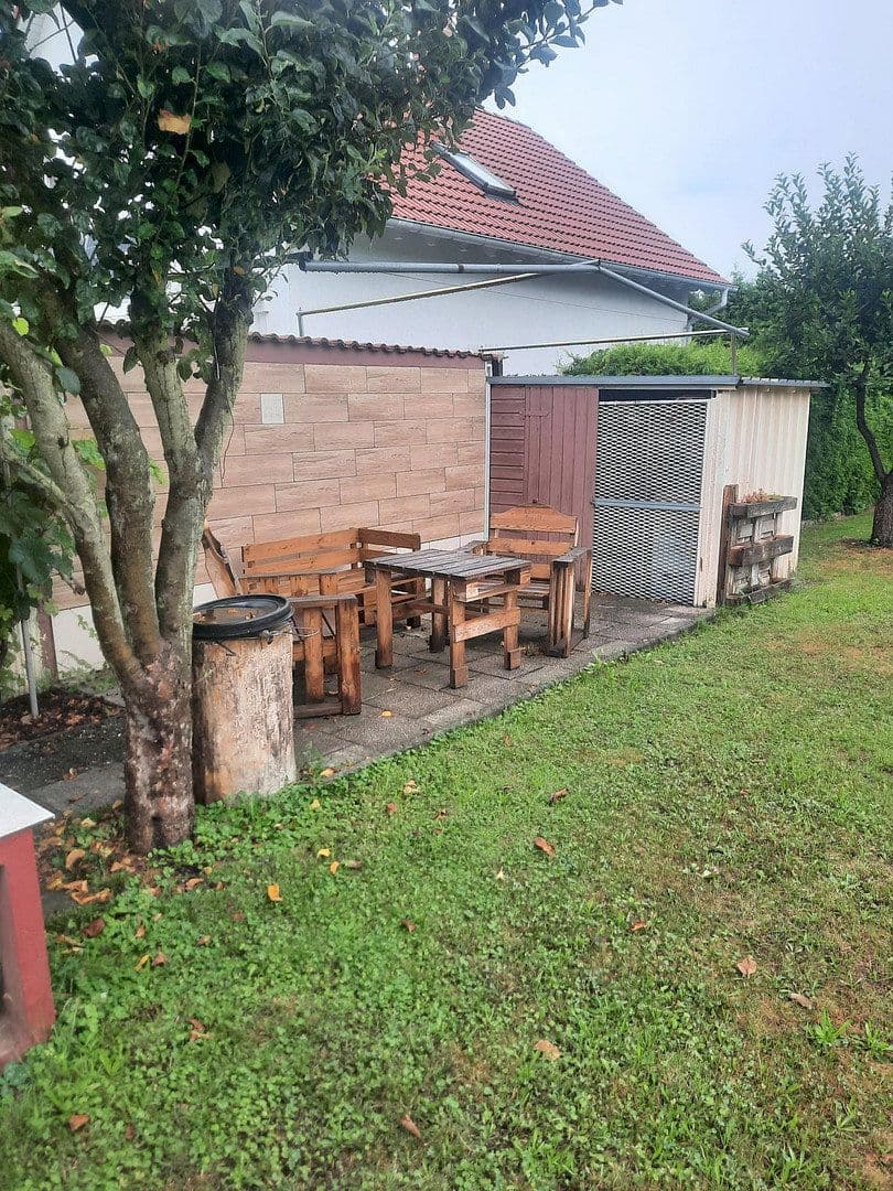 Prodej domu 220 m², pozemek 870 m², Pettenkofer 3, Dresden, Sasko Prodej domu 220 m², pozemek 870 m², Pettenkofer 3, Dresden, Sasko