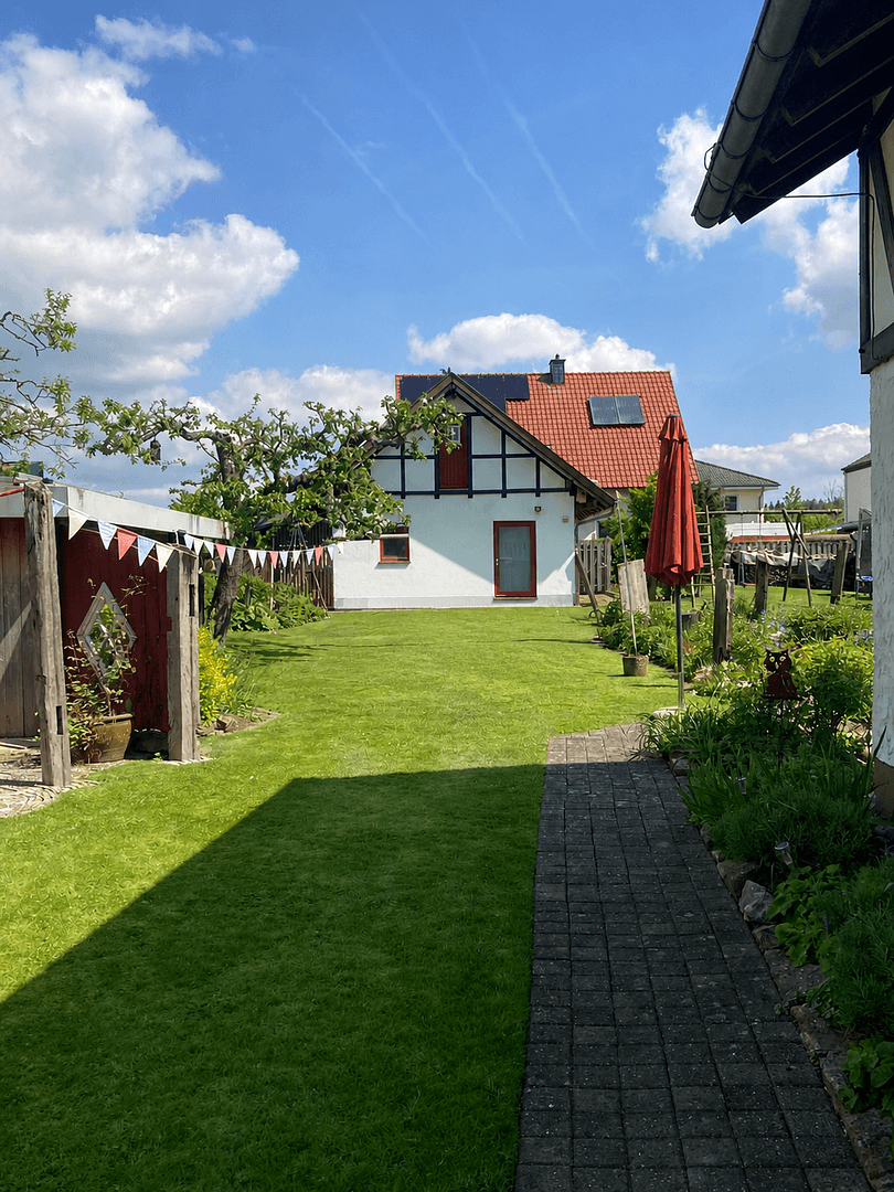 Prodej domu 330 m², pozemek 980 m², Bad Wünnenberg, Severní Porýní-Vestfálsko Prodej domu 330 m², pozemek 980 m², Bad Wünnenberg, Severní Porýní-Vestfálsko