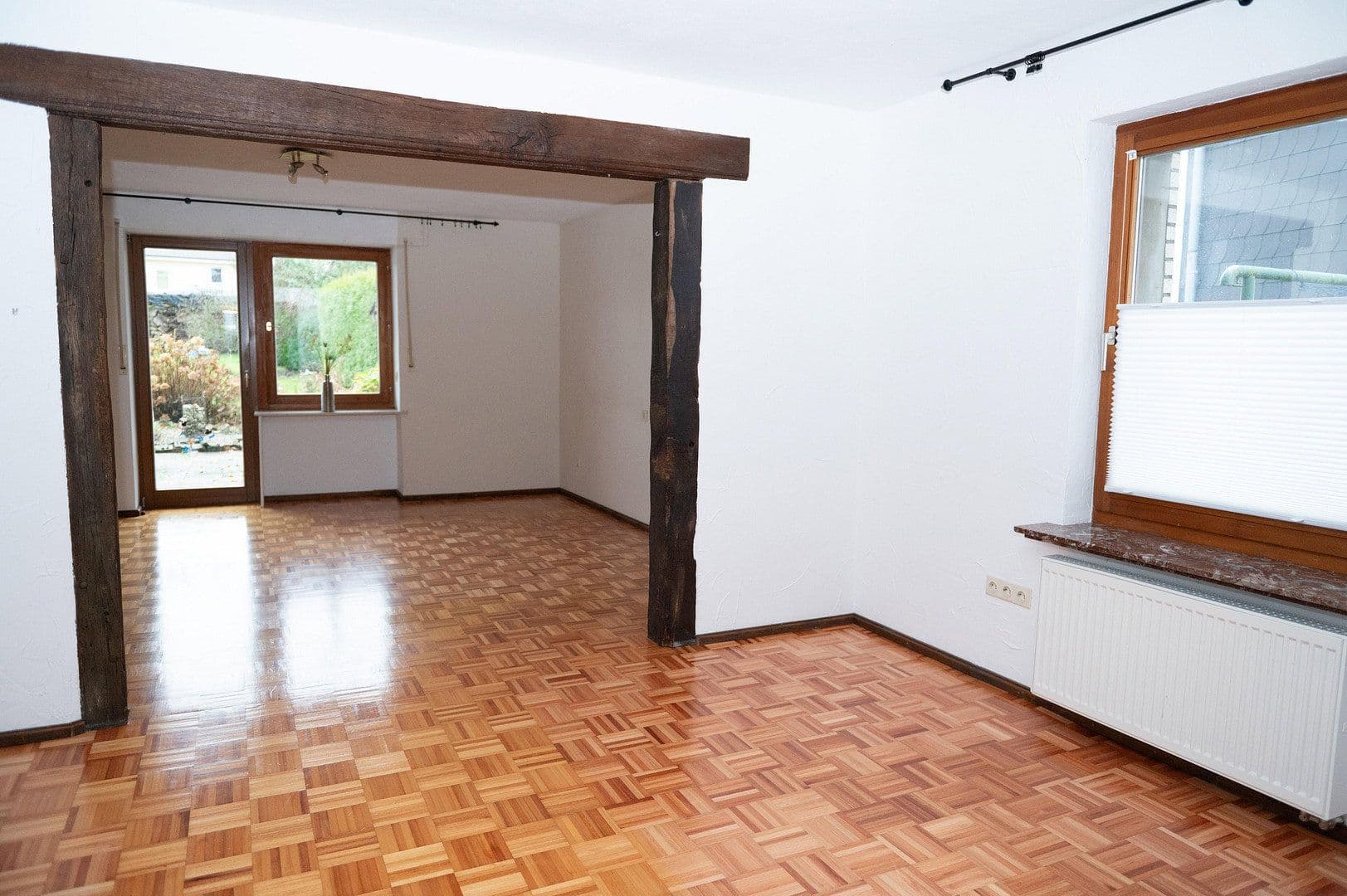 Prodej domu 330 m², pozemek 980 m², Bad Wünnenberg, Severní Porýní-Vestfálsko Prodej domu 330 m², pozemek 980 m², Bad Wünnenberg, Severní Porýní-Vestfálsko