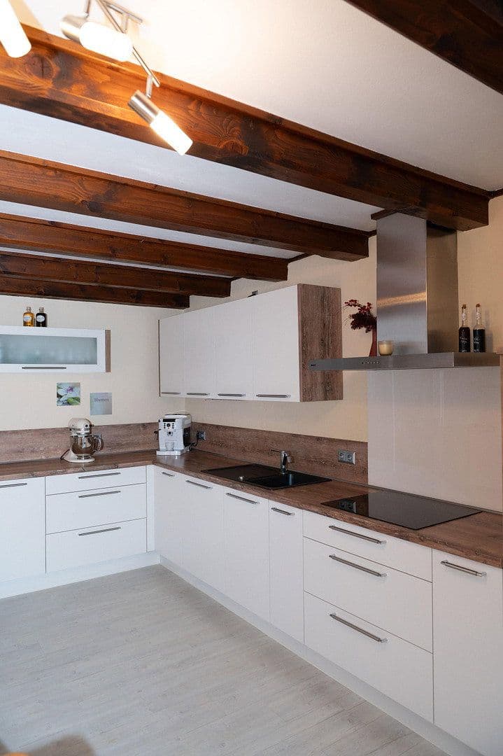 Prodej domu 330 m², pozemek 980 m², Bad Wünnenberg, Severní Porýní-Vestfálsko Prodej domu 330 m², pozemek 980 m², Bad Wünnenberg, Severní Porýní-Vestfálsko