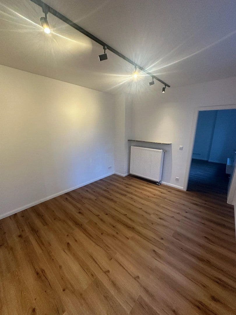 Pronájem bytu 3+1 72 m², Adalbertsteinweg 205, Cáchy, Severní Porýní-Vestfálsko Pronájem bytu 3+1 72 m², Adalbertsteinweg 205, Cáchy, Severní Porýní-Vestfálsko