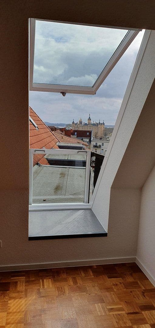Pronájem bytu 3+1 58 m², Lobedanzgang 10, Schwerin, Mecklenburg-Vorpommern Pronájem bytu 3+1 58 m², Lobedanzgang 10, Schwerin, Mecklenburg-Vorpommern