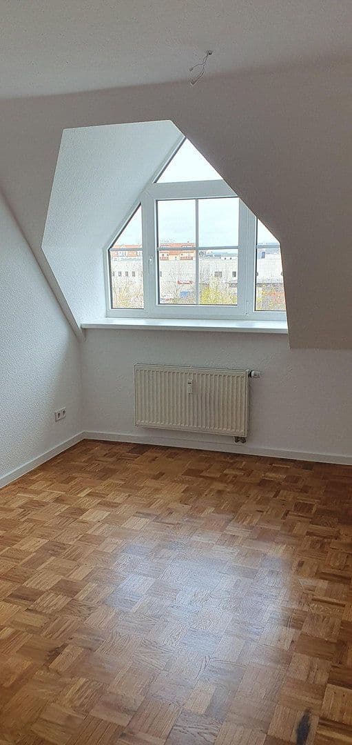 Pronájem bytu 3+1 58 m², Lobedanzgang 10, Schwerin, Mecklenburg-Vorpommern Pronájem bytu 3+1 58 m², Lobedanzgang 10, Schwerin, Mecklenburg-Vorpommern