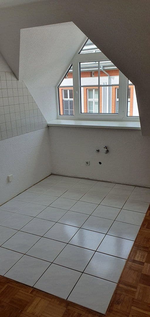 Pronájem bytu 3+1 58 m², Lobedanzgang 10, Schwerin, Mecklenburg-Vorpommern Pronájem bytu 3+1 58 m², Lobedanzgang 10, Schwerin, Mecklenburg-Vorpommern