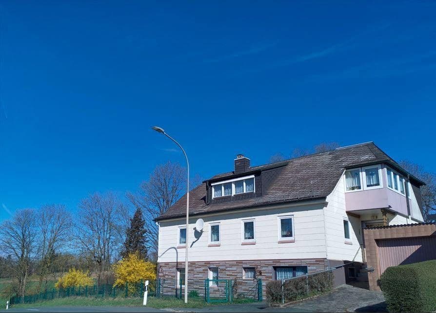 Prodej domu 111 m², pozemek 1.842 m², Selbitz, Bavorsko Prodej domu 111 m², pozemek 1.842 m², Selbitz, Bavorsko