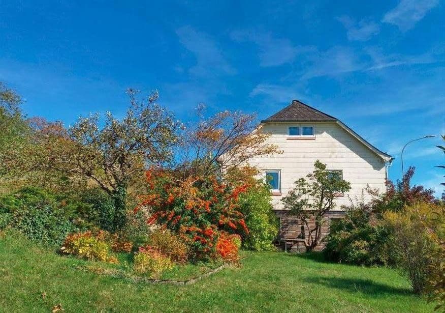 Prodej domu 111 m², pozemek 1.842 m², Selbitz, Bavorsko Prodej domu 111 m², pozemek 1.842 m², Selbitz, Bavorsko