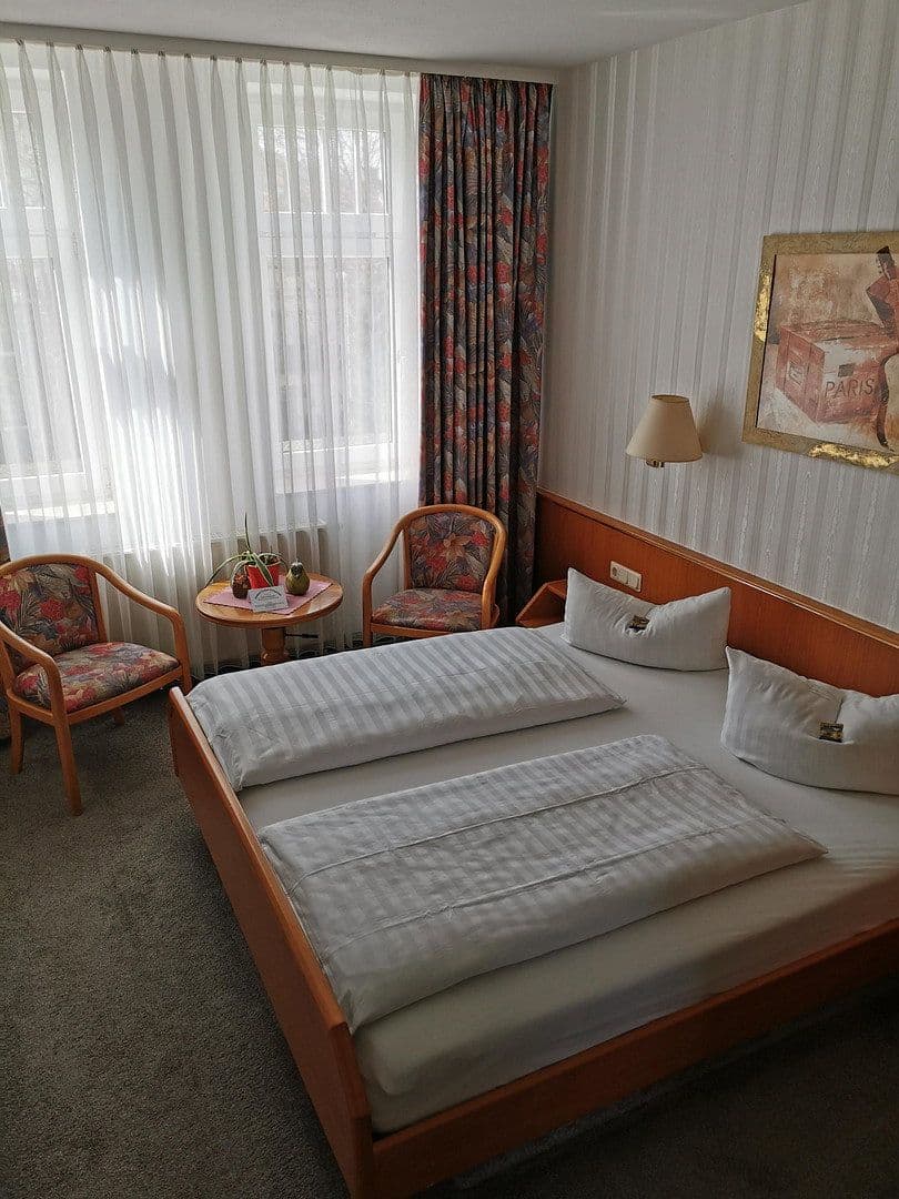 Prodej nebytového prostoru 1.960 m², Dingelstädter Str. 43, Heilbad Heiligenstadt, Durynsko Prodej nebytového prostoru 1.960 m², Dingelstädter Str. 43, Heilbad Heiligenstadt, Durynsko