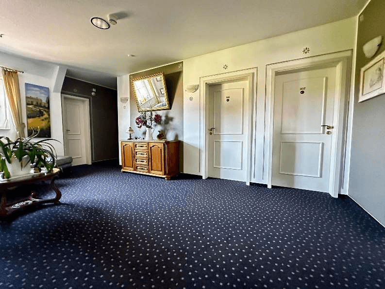Prodej nebytového prostoru 1.960 m², Dingelstädter Str. 43, Heilbad Heiligenstadt, Durynsko Prodej nebytového prostoru 1.960 m², Dingelstädter Str. 43, Heilbad Heiligenstadt, Durynsko